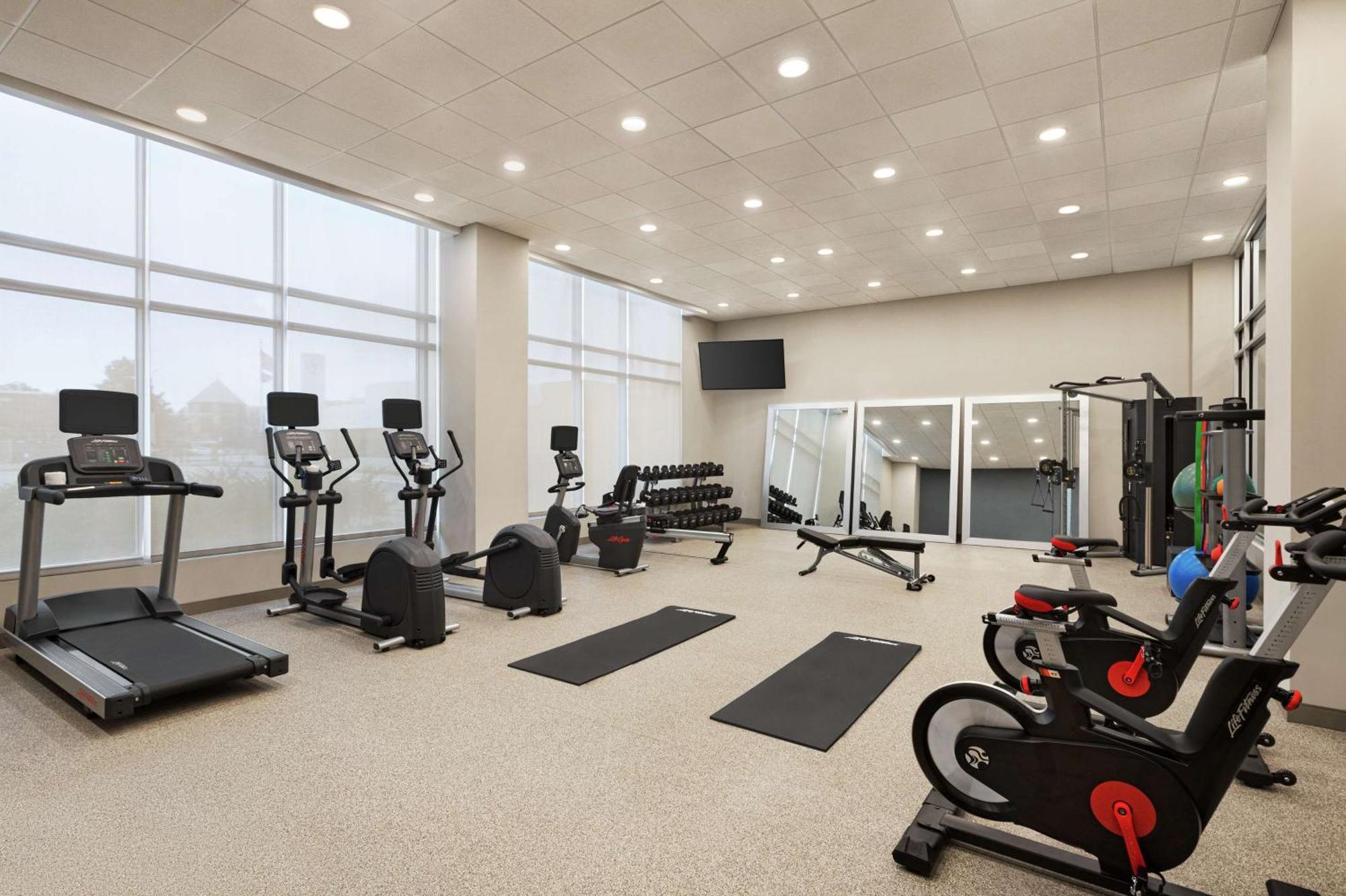 Hampton Inn Indianapolis Downtown Iupui Zewnętrze zdjęcie