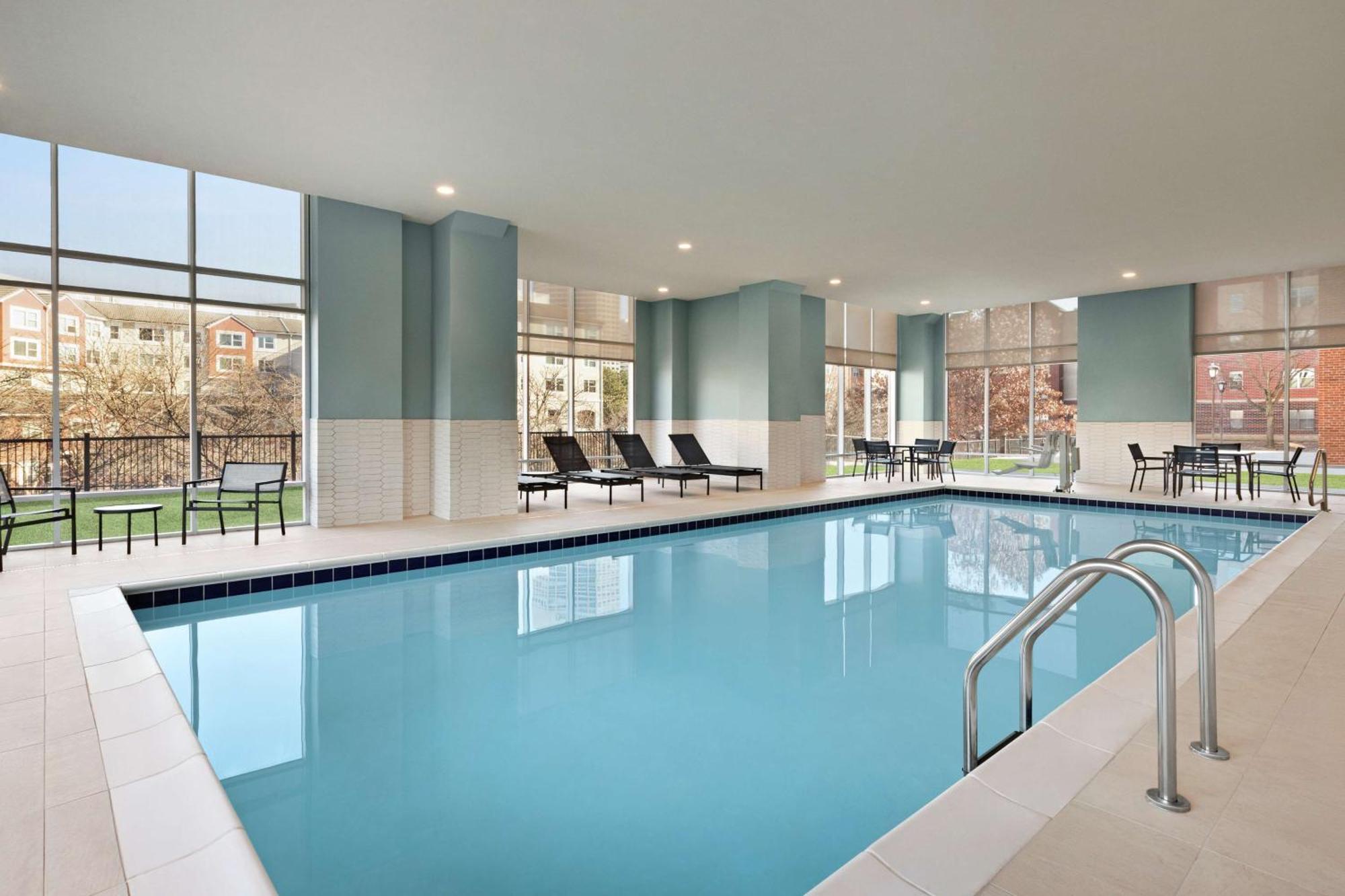 Hampton Inn Indianapolis Downtown Iupui Zewnętrze zdjęcie