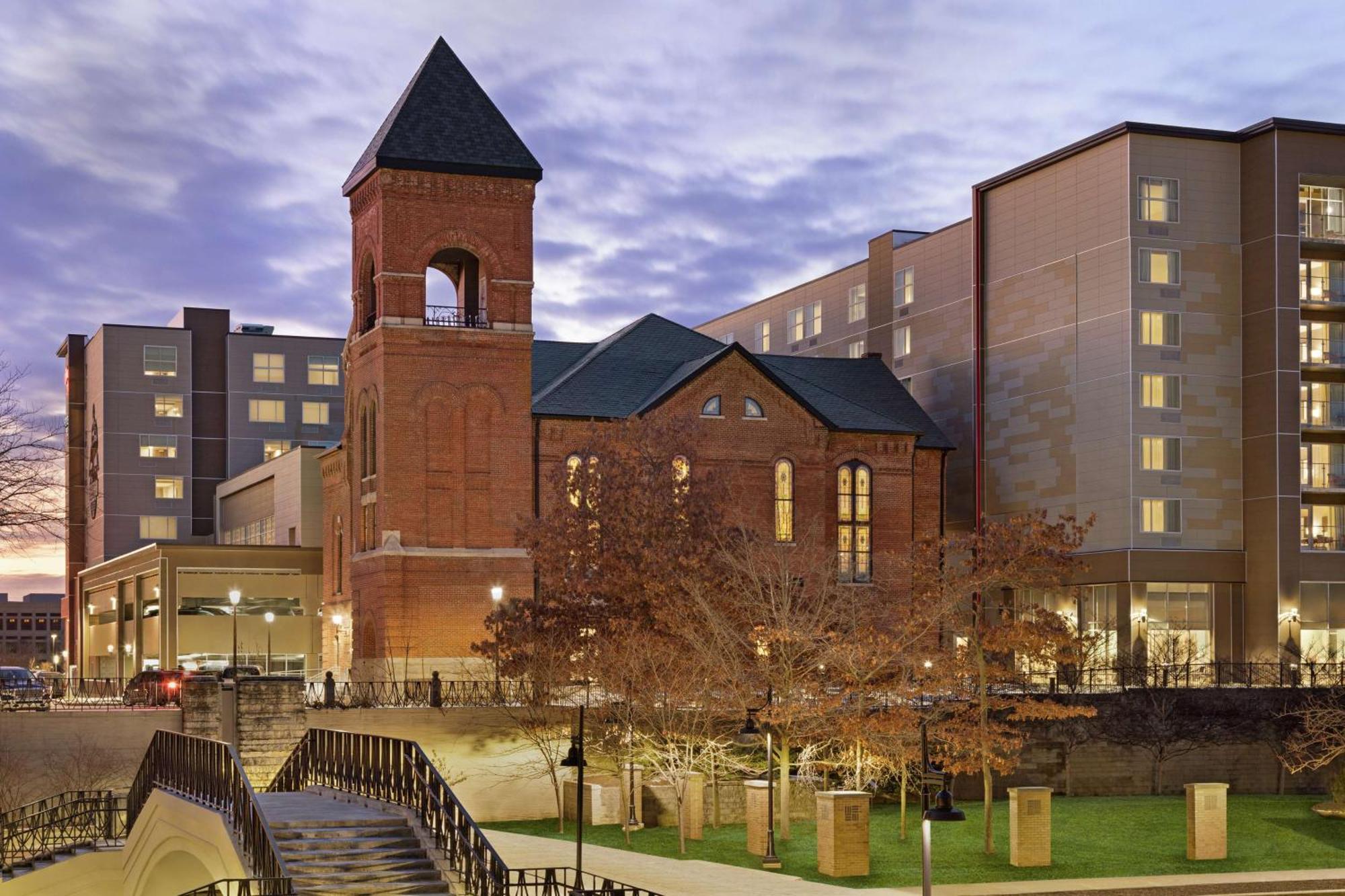 Hampton Inn Indianapolis Downtown Iupui Zewnętrze zdjęcie